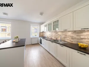 Prodej rodinného domu, Česká Lípa, Jiráskova, 330 m2