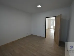 Pronájem bytu 3+1, Roudnice nad Labem, Na Urbance, 64 m2