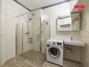 Prodej činžovního domu, Karlovy Vary, nábřeží Jana Palacha, 340 m2
