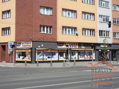 Pronájem obchodního prostoru, Hradec Králové, Břetislavova, 94 m2
