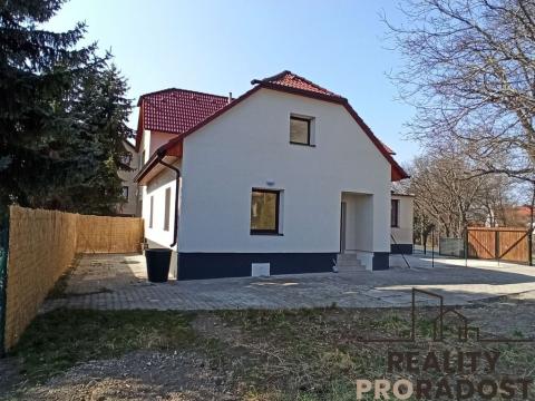 Prodej rodinného domu, Radim, 130 m2