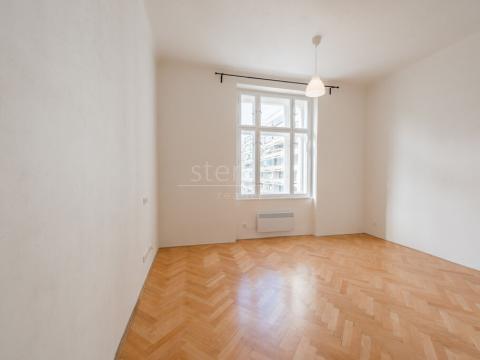 Pronájem bytu 1+kk, Praha - Smíchov, Plzeňská, 26 m2