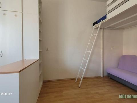 Pronájem bytu 1+kk, Praha - Břevnov, Bělohorská, 30 m2