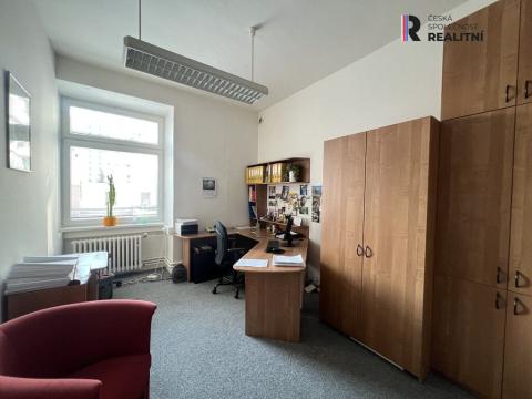 Pronájem kanceláře, Zlín, Kvítková, 37 m2