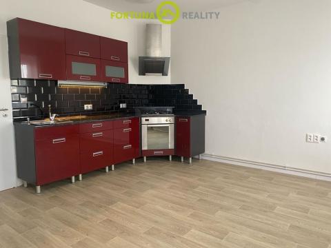 Pronájem bytu 2+kk, Nový Jičín, Suvorovova, 43 m2