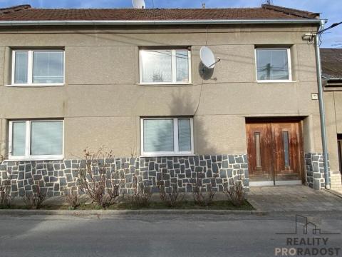 Prodej rodinného domu, Slatinky, 280 m2
