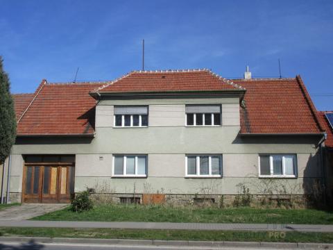Prodej rodinného domu, Bzenec, Olšovská, 380 m2