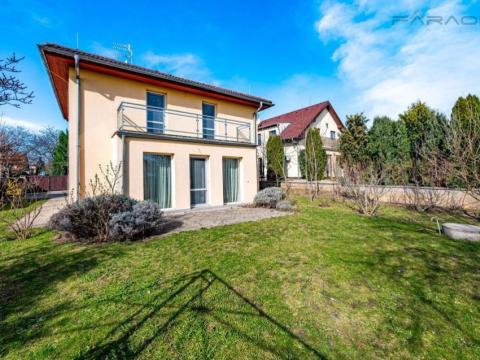 Prodej bytu 5+kk, Líbeznice, 156 m2