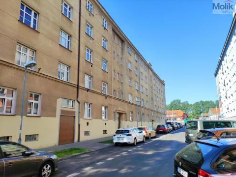 Prodej bytu 3+1, Teplice - Trnovany, Fügnerova, 89 m2