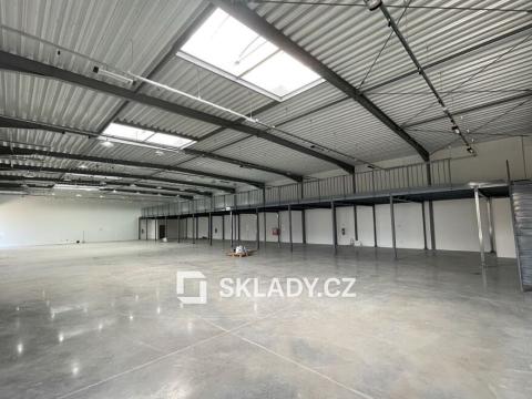 Pronájem skladu, Zápy, 540 m2