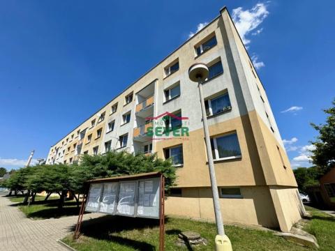 Prodej bytu 1+1, Hostomice, Školní náměstí, 36 m2