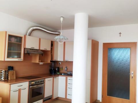 Pronájem bytu 1+kk, Praha - Prosek, Nad šestikopy, 37 m2