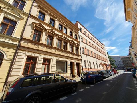 Prodej bytu 4+1, Teplice, Revoluční, 90 m2