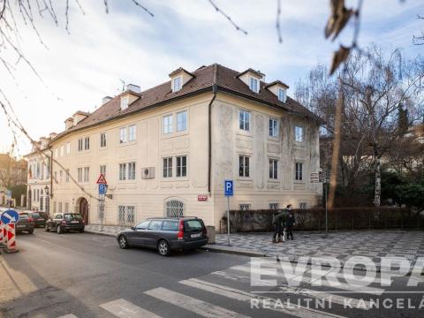 Prodej bytu 4+kk, Praha - Malá Strana, Valdštejnská, 125 m2