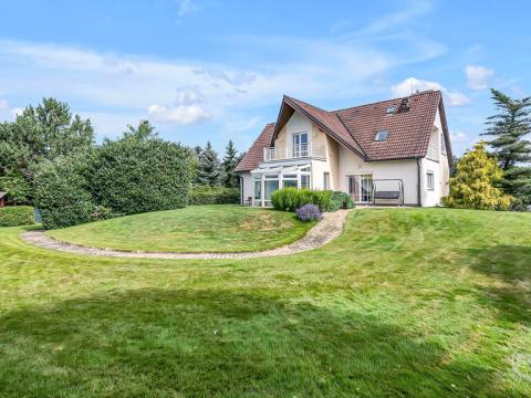 Prodej rodinného domu, Dobřejovice, 1460 m2