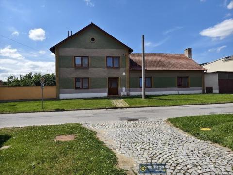 Prodej rodinného domu, Pustiměř, 220 m2