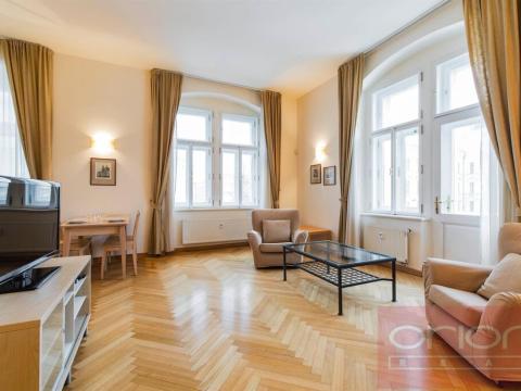 Pronájem bytu 2+kk, Praha - Malá Strana, Újezd, 75 m2