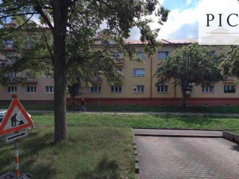 Prodej bytu 2+1, Ostrov, Masarykova, 64 m2