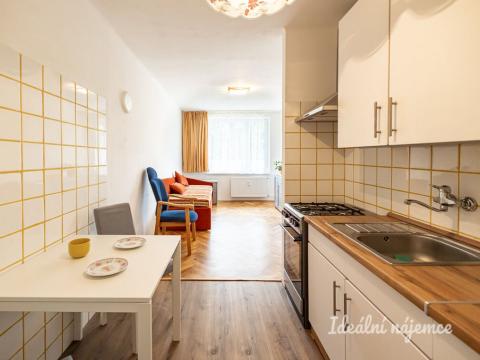 Pronájem bytu 2+kk, Praha - Michle, U plynárny, 38 m2
