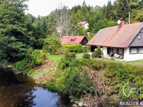 Prodej chalupy, Háje nad Jizerou, 95 m2