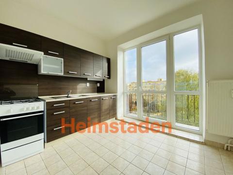 Pronájem bytu 4+1, Ostrava - Poruba, Nezvalovo náměstí, 104 m2