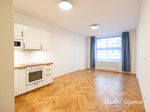 Pronájem bytu 1+kk, Praha - Žižkov, Sudoměřská, 33 m2