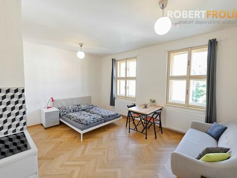 Pronájem bytu 1+kk, Praha - Dejvice, Studentská, 26 m2