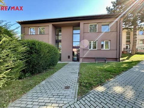 Prodej bytu 3+kk, Bruntál, Nezvalova, 80 m2