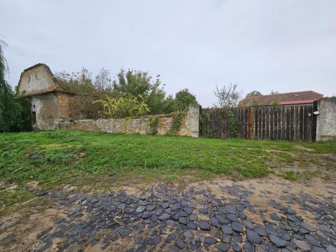 Prodej komerčního pozemku, Budyně nad Ohří - Nížebohy, Jana Ziky, 127087 m2