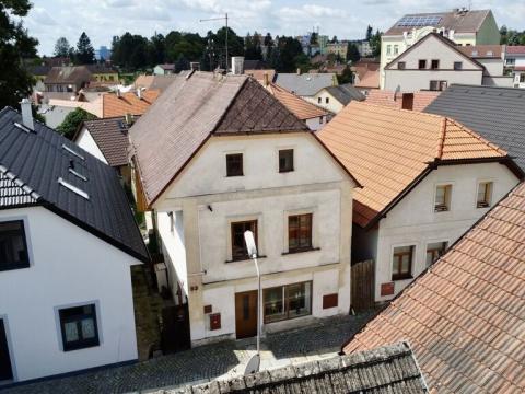 Prodej rodinného domu, Kamenice nad Lipou, Dobšova, 186 m2