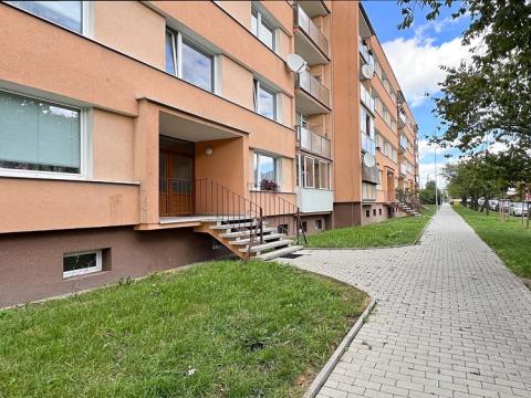 Pronájem bytu 1+1, Chomutov, Komenského, 38 m2