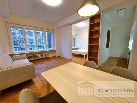 Pronájem bytu 2+kk, Praha - Karlín, 55 m2