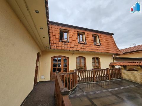 Pronájem bytu 3+kk, Domažlice - Dolejší Předměstí, Husova třída, 97 m2