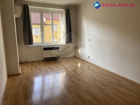 Prodej bytu 2+kk, Praha - Vysočany, Pod strojírnami, 53 m2