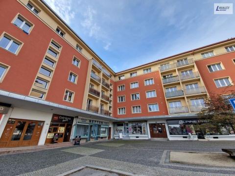 Prodej bytu 1+kk, Příbram - Příbram VII, náměstí 17. listopadu, 33 m2