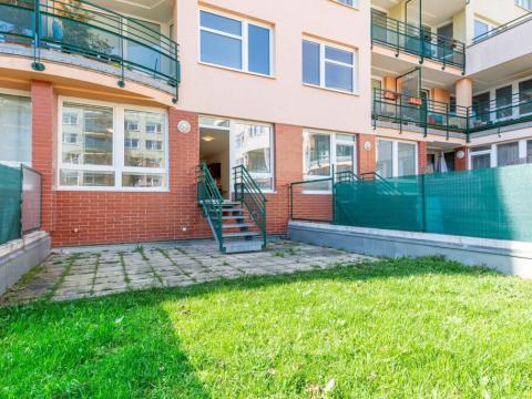 Pronájem bytu 2+kk, Praha - Hlubočepy, Voskovcova, 49 m2