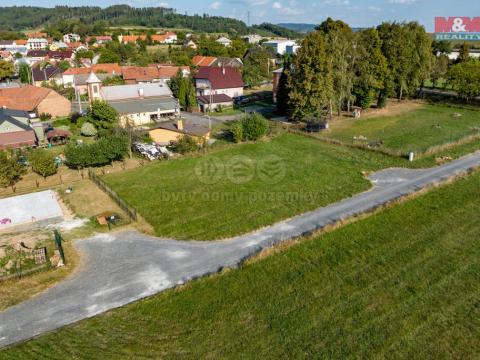 Prodej pozemku pro bydlení, Lešná - Perná, 1007 m2