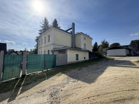 Prodej výrobních prostor, Dlouhý Újezd, 930 m2