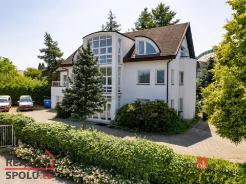 Prodej kanceláře, Průhonice, U Křížku, 447 m2