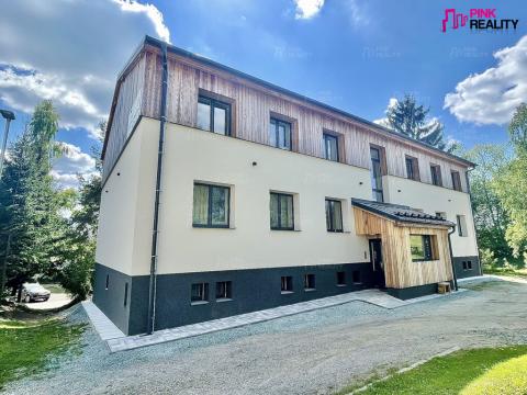 Prodej bytu 3+1, Liberk - Uhřínov, 59 m2