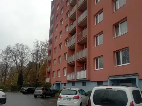 Pronájem bytu 2+kk, Ústí nad Labem, Žukovova, 36 m2