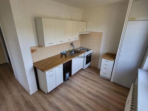 Pronájem bytu 2+1, Kopřivnice, I. Šustaly, 60 m2