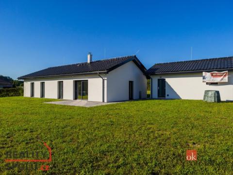 Prodej rodinného domu, Helvíkovice, 198 m2