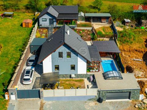 Prodej rodinného domu, Velké Janovice, 295 m2