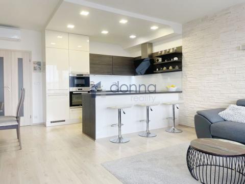 Pronájem bytu 3+kk, Praha - Hloubětín, Modrého, 89 m2