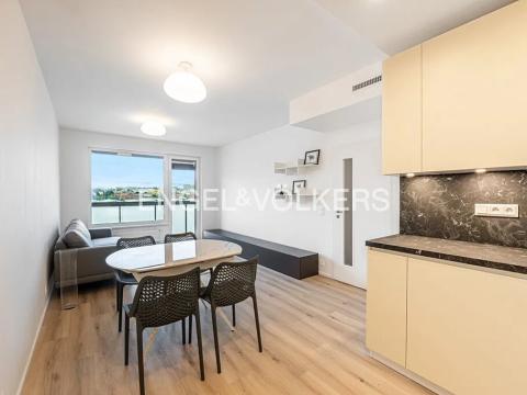 Pronájem bytu 2+kk, Praha - Hloubětín, Sobí, 55 m2