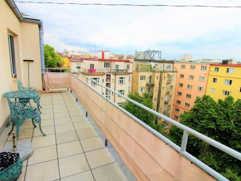 Pronájem bytu 1+kk, Praha - Vinohrady, náměstí Jiřího z Lobkovic, 46 m2