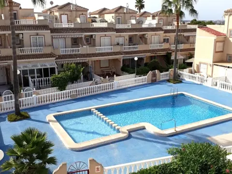 Prodej bytu 4+kk, Torrevieja, Španělsko, 60 m2