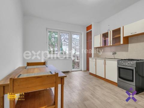 Pronájem bytu 2+1, Zlín, Dlouhá, 66 m2