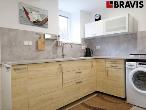 Pronájem bytu 1+kk, Brno - Černovice, Bolzanova, 22 m2